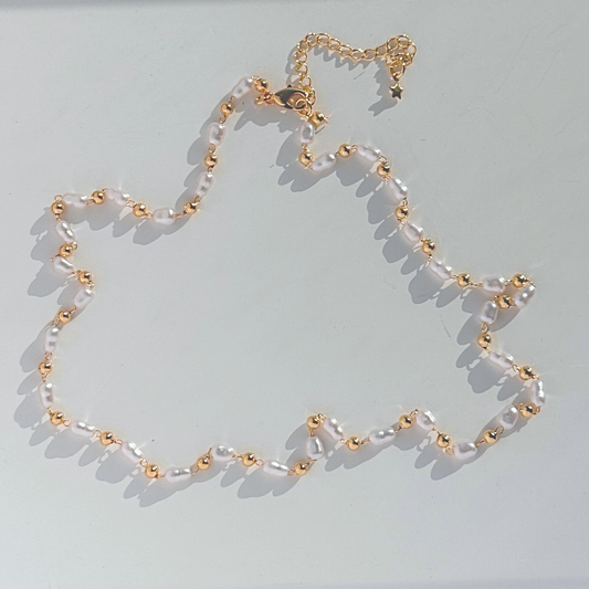 Irregular Pearl with Gold Plated Accents NECKLACE